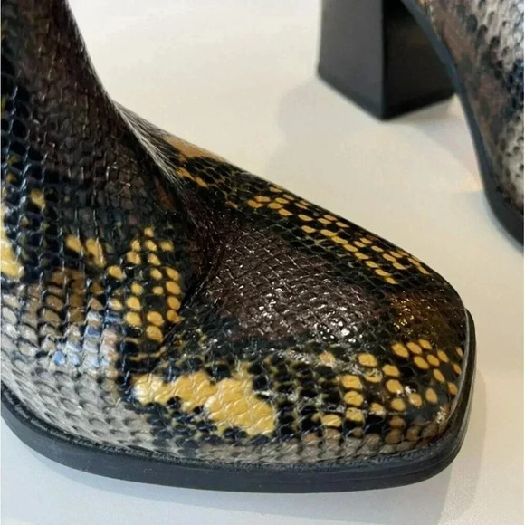 Franco Sarto Size 7M Generous Leather Snake Print Block women Heel Bootie - Picture 14 of 14